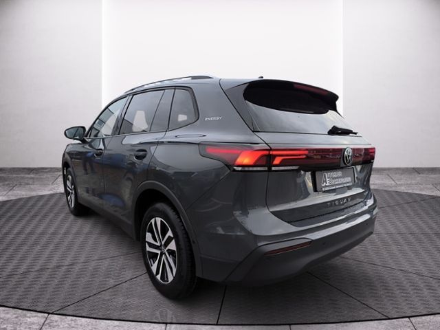 Fahrzeugabbildung Volkswagen Tiguan ENERGY 1.5 l eTSI OPF 110 kW (150 PS) 7-G