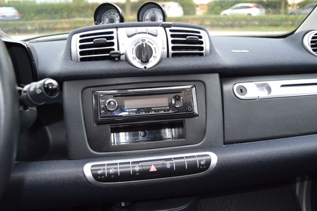 Fahrzeugabbildung Smart ForTwo fortwo coupe Micro Hybrid Drive*Panorama*