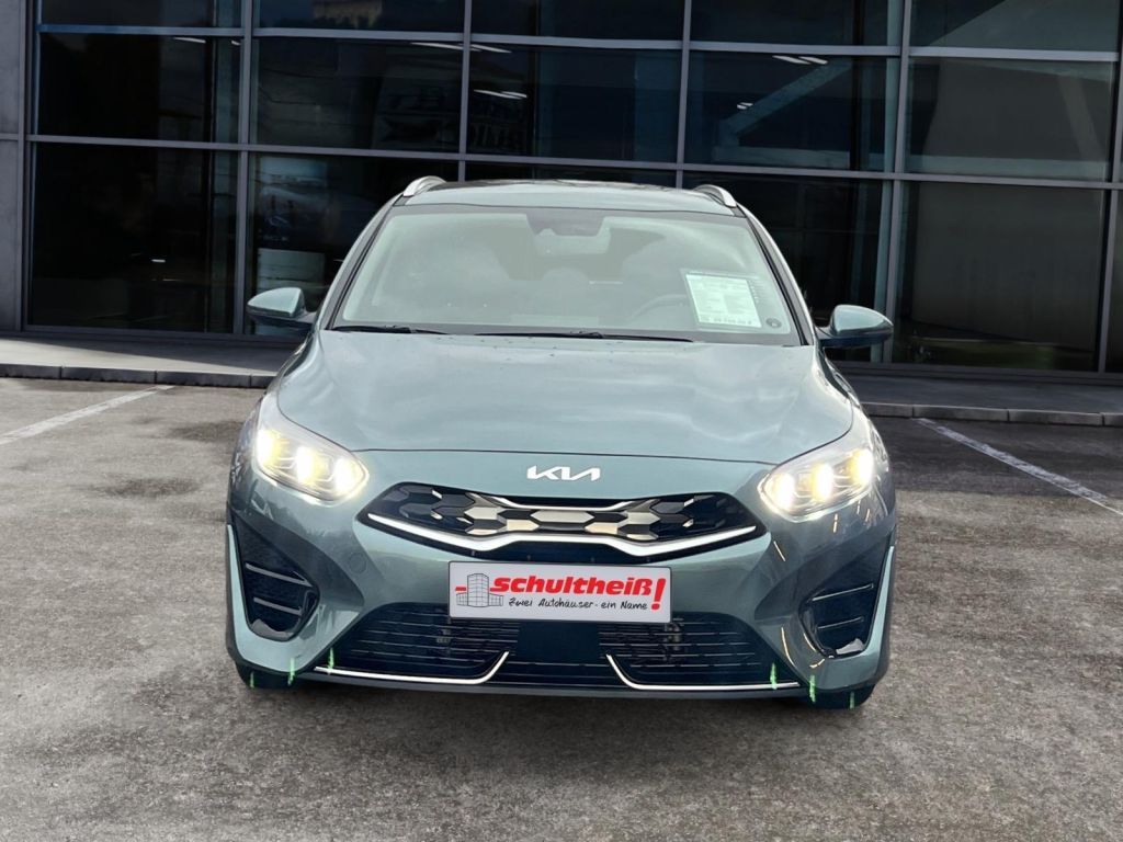 Fahrzeugabbildung Kia Ceed SW 1.6 GDI DCT OPF Plug-in-Hybrid Spirit