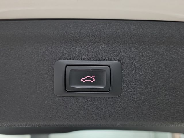 Q3 1.4 TFSI DSG*LED*