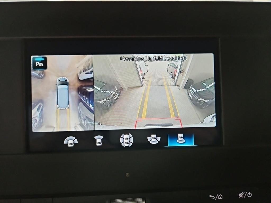 Fahrzeugabbildung Mercedes-Benz Sprinter 317 Kasten L2H2 RWD 360°Schwingsitz SHZ