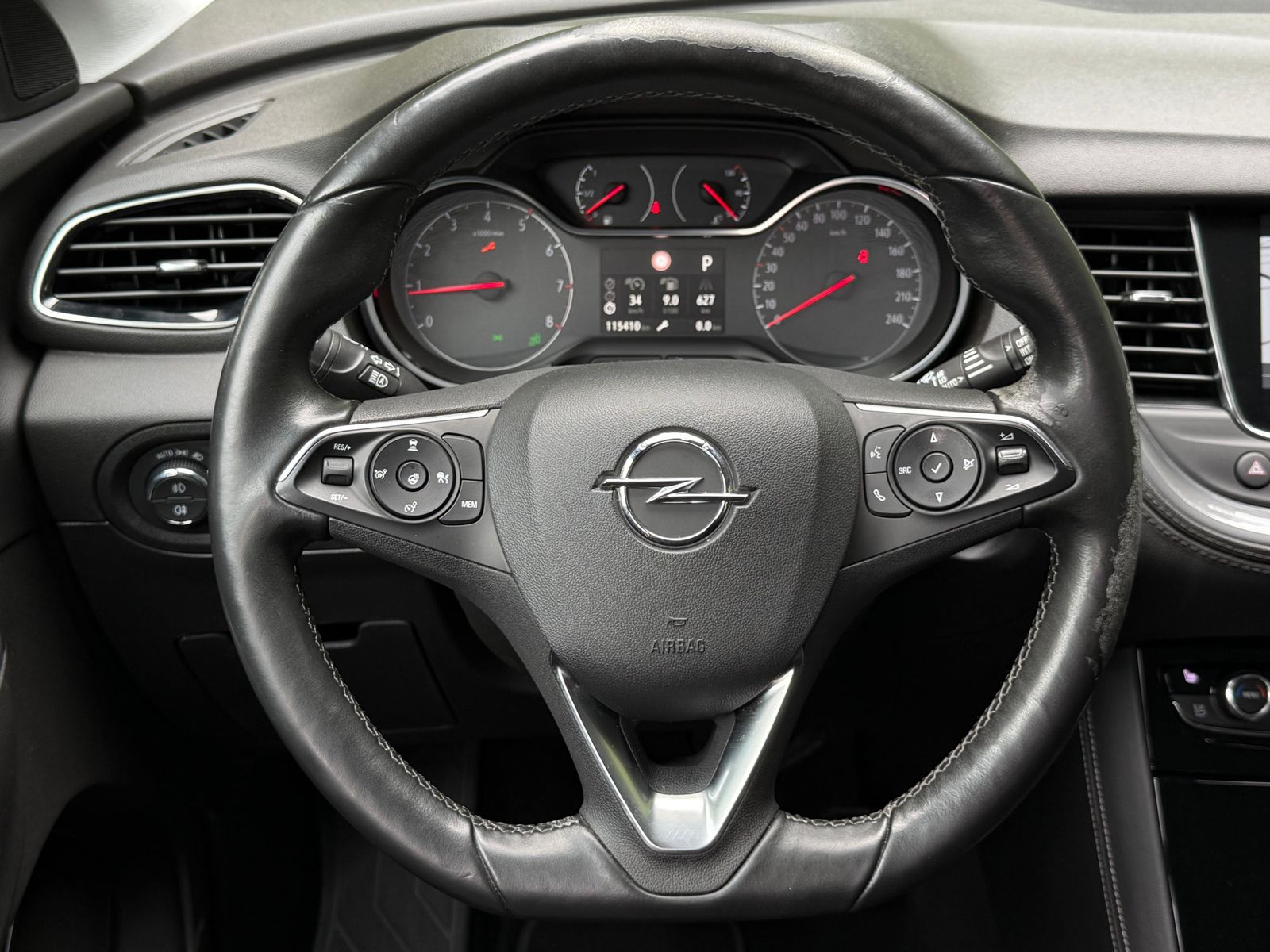 Fahrzeugabbildung Opel Grandland 2.0 CDTI Ultimate LED+LEDER+NAV+KAM360