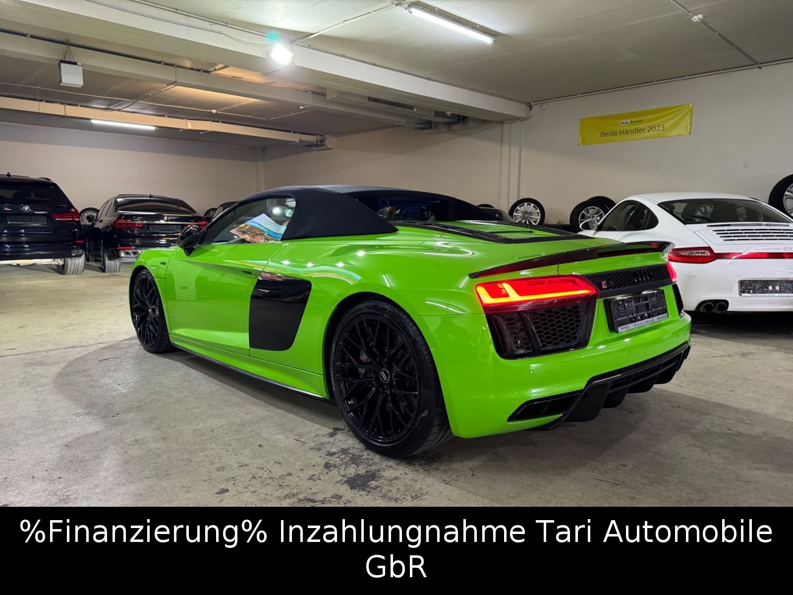 AUDI R8 Spyder 5.2 FSI V10 plus *Lime Green*NP:240t€*