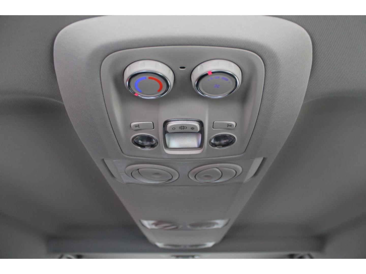 Citroën Jumpy Kombi M L2 AHK Navi Kamera Klima-Paket DAB