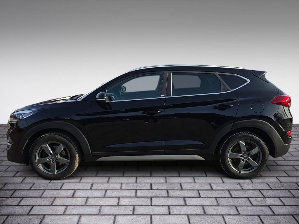Hyundai Tucson 1.6 Passion + 2WD PDC SHZ KAMERA NAVI LED