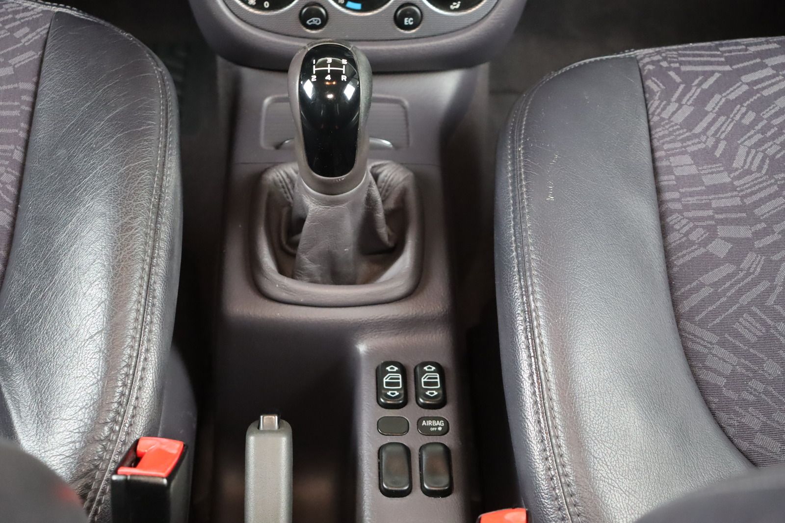 Fahrzeugabbildung Mercedes-Benz A 160 AVANTGARDE * Teill. * HU/AU 04.26