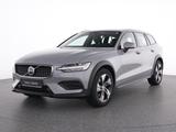 Volvo V60 Cross Country B4 AWD PLUS KAMERA+LM 18'' - Volvo aus 2023