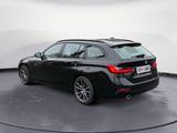 BMW 320 3 Touring 320 d Sport Line Navi Kamera LED - BMW 320 Gebrauchtwagen in Düsseldorf