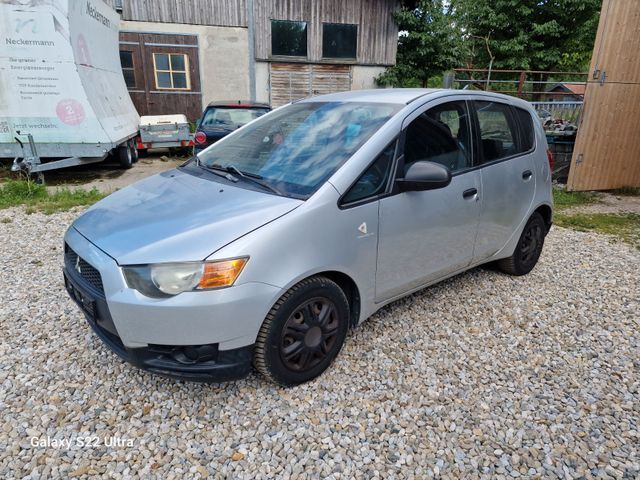 Mitsubishi Colt Lim. 5-trg. Inform Tüv Neu Klima
