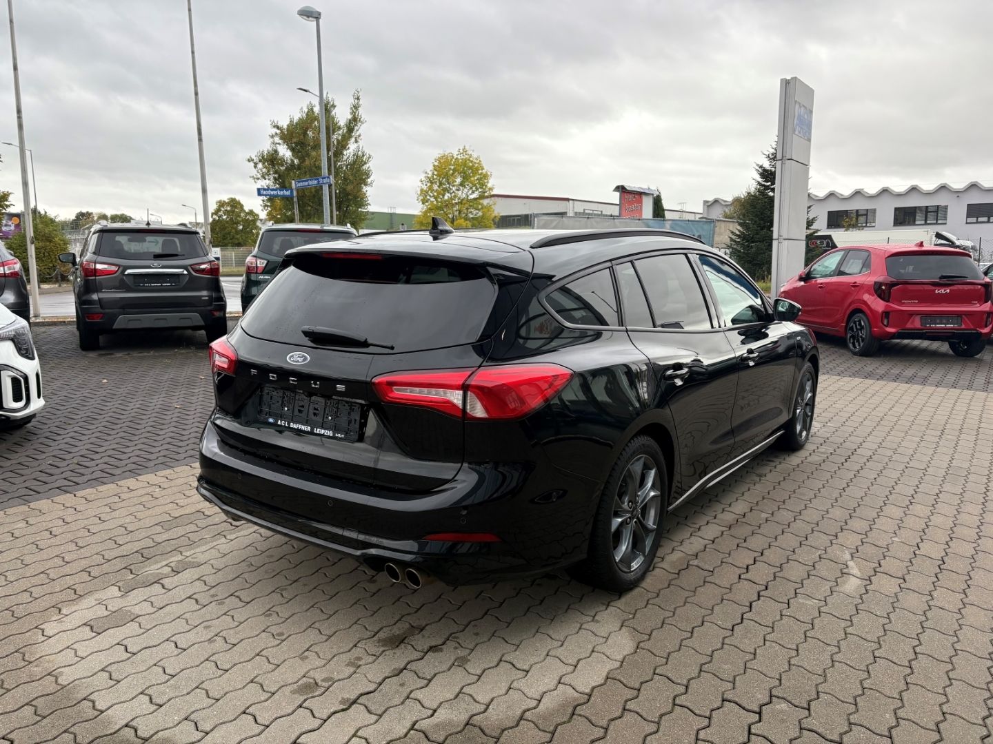 Fahrzeugabbildung Ford Focus Turnier ST-Line SpurhalteASS Kamera Navi