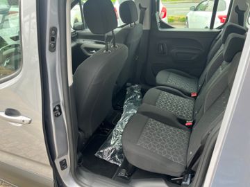 Fahrzeugabbildung Peugeot Rifter Active L1 CarPlay Klima PDC 1 Hand uvm
