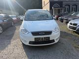 Ford Galaxy Business Edition - weiße Ford Galaxy