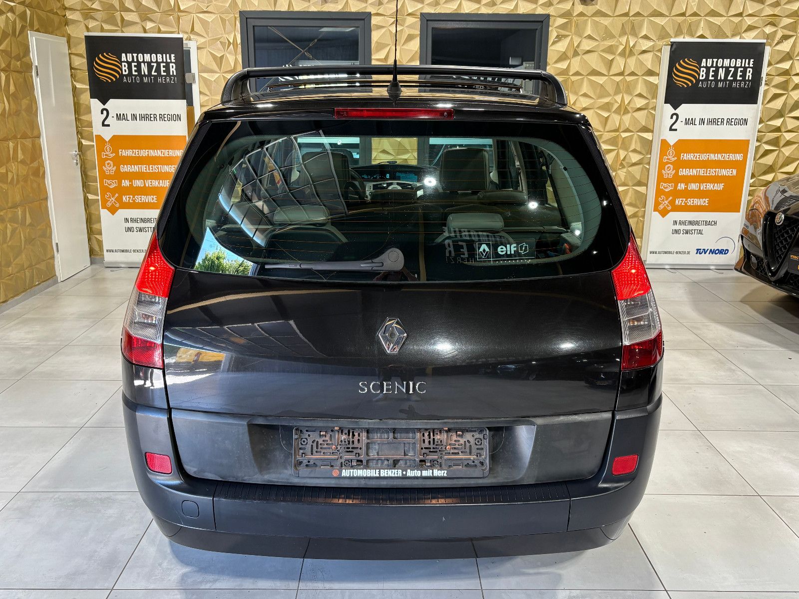 Fahrzeugabbildung Renault Scenic II Grand Privilege/7-SITZ/PANO/NAVI/SHZ/