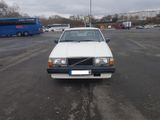 Volvo 740 GLE  - Volvo 740 mit Benzin-Antrieb: Limousine