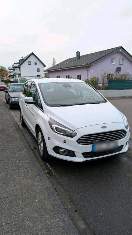 Image of Ford S-Max