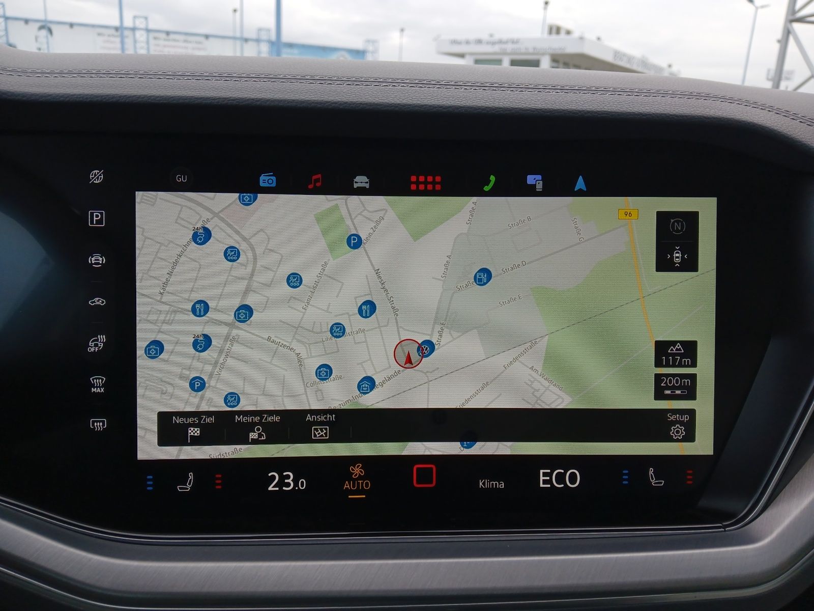 Fahrzeugabbildung Volkswagen Touareg eHybrid Elegance Matrix AHK Pano HUD AID