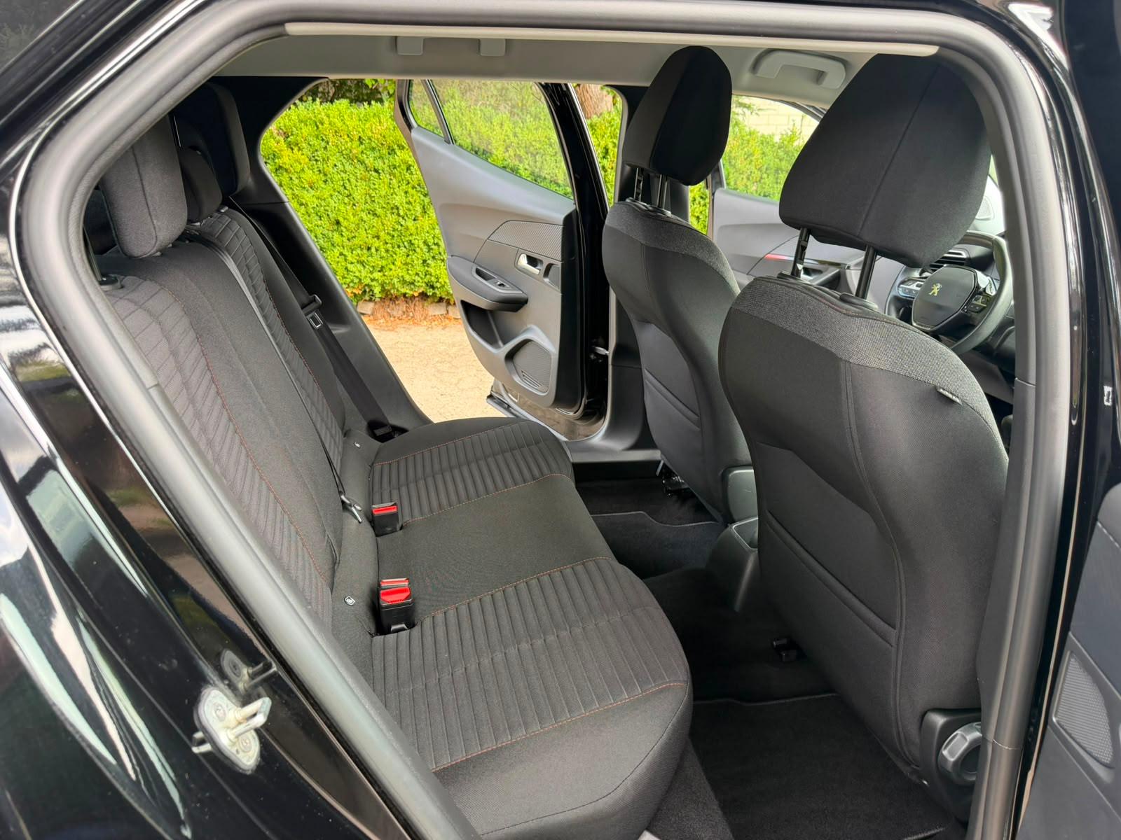 Peugeot 2008 Active*KLIMA*SHZ*NAV*KAM*