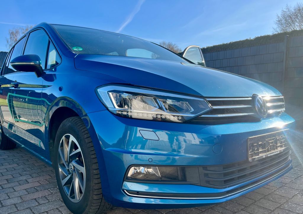 Image of Volkswagen Touran