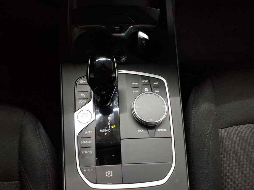 BMW 1 Series 2023