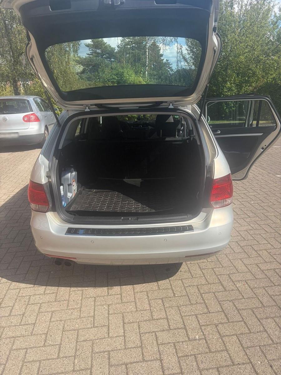 Volkswagen Golf 2010 — photo 9
