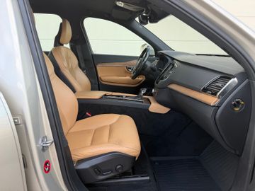 Volvo XC90 - 6