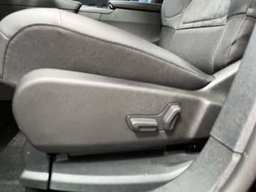 Citroën C5 Aircross Hybrid 145 MAX LED NAV KAMERA SHZ