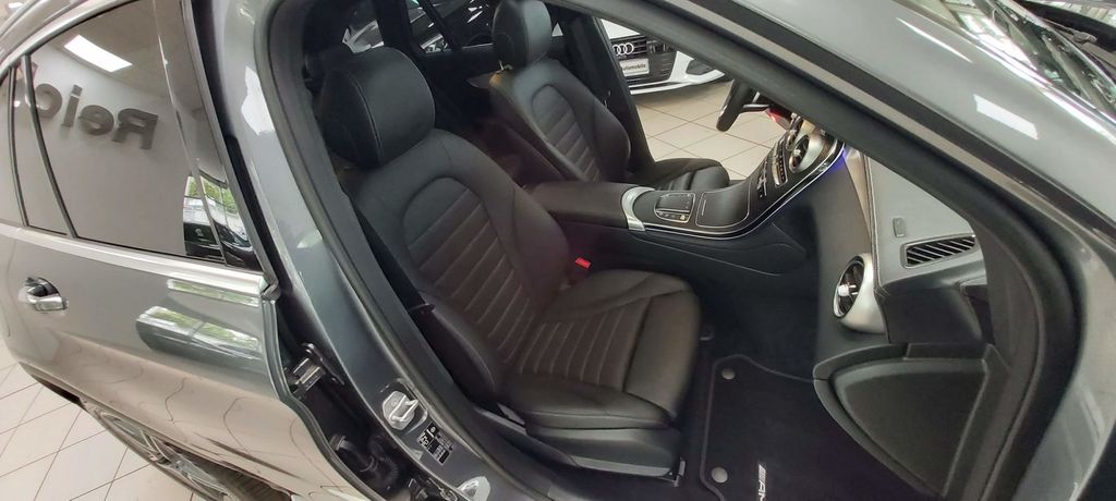 Mercedes-Benz GLC 300 4M AMG AIRM DISTR LEDER NETTO 41.500