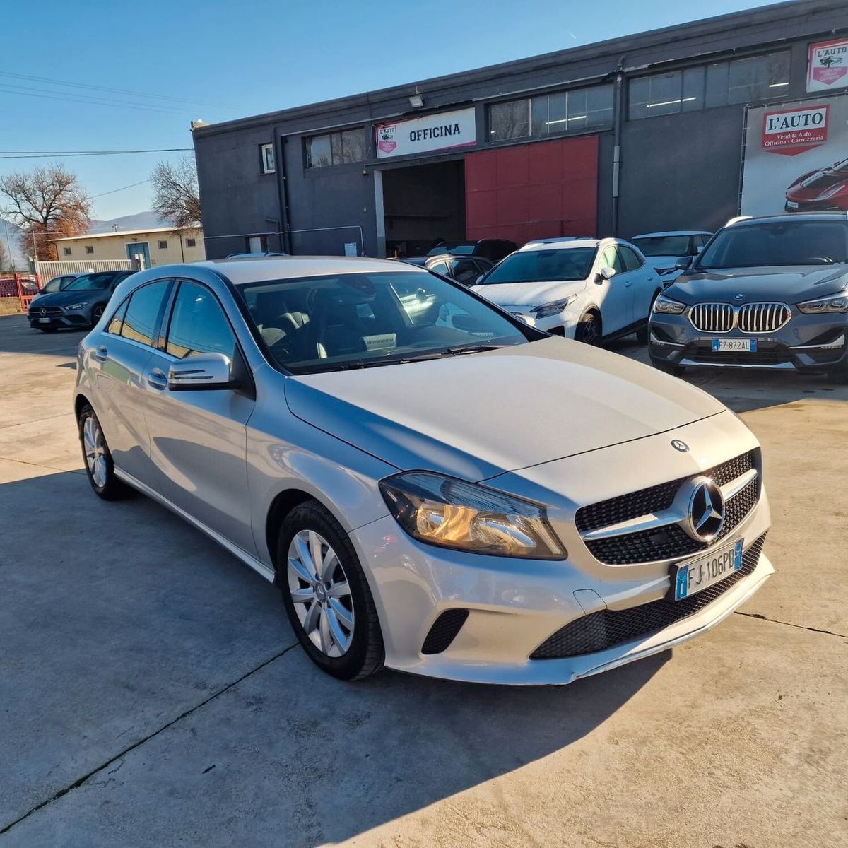 MERCEDES-BENZ A 200