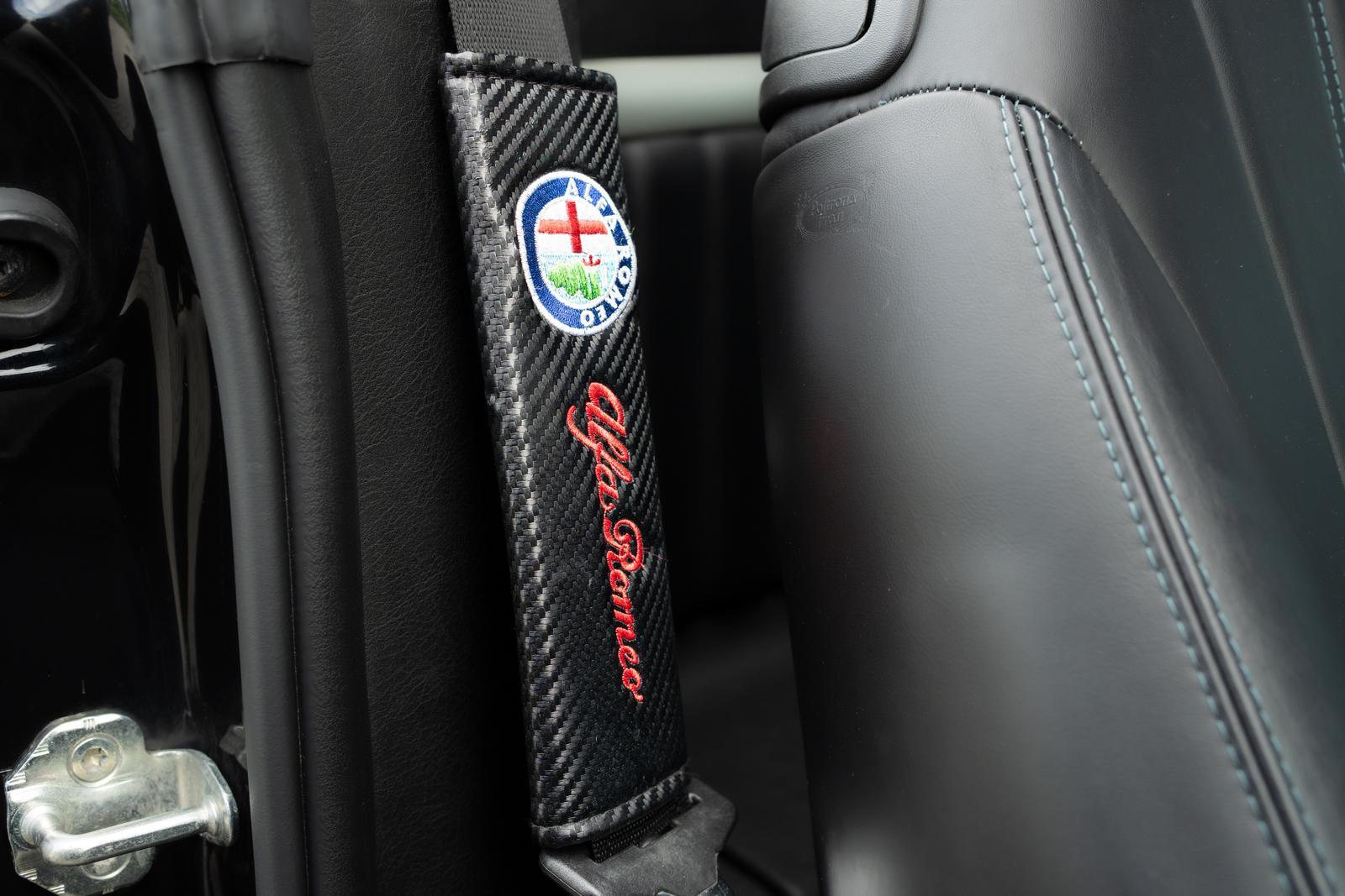 Alfa Romeo Spider 3.2 V6 JTS 260 ch BVM Q4 / 71 000 km / Cuir Poltrona Frau / Sièges électriques chauffants / Jantes 18"