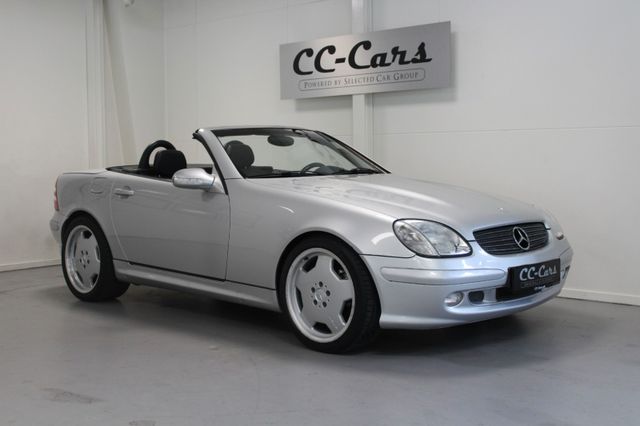 Mercedes-Benz SLK 320