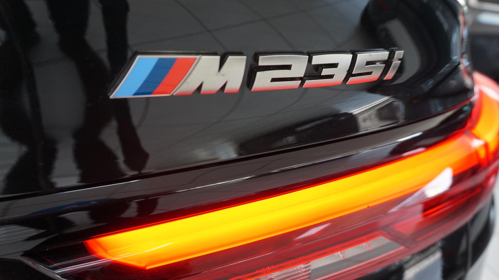 BMW M235i X-Drive *Scheckheft*