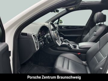 Porsche Cayenne - 7