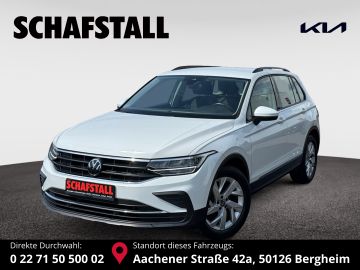 Volkswagen Tiguan - 1