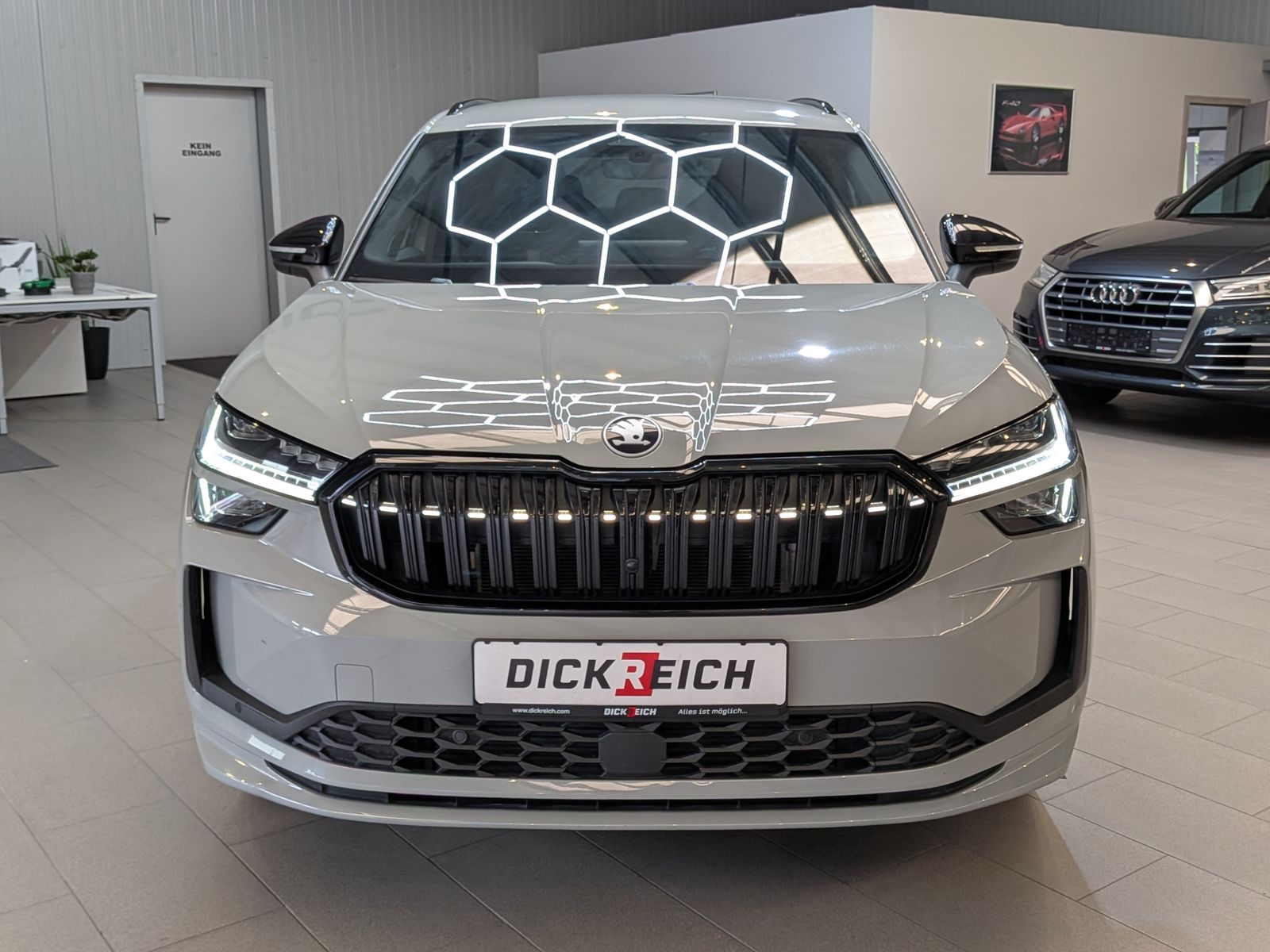 Fahrzeugabbildung SKODA Kodiaq 2.0TDI SPORTLINE*MEMOR*CAM*LED*ACC*7-SITZ