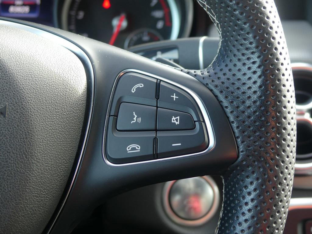 Mercedes-Benz GLA 220