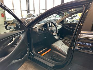 Hyundai i30 Premium *LED*Navi*Spurhalteass*