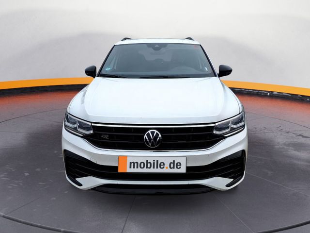 Volkswagen Tiguan R-Line 2,0 TSI DSG LED PANO Head-up RFK