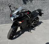 Honda CBR 125R - HONDA CBR 125