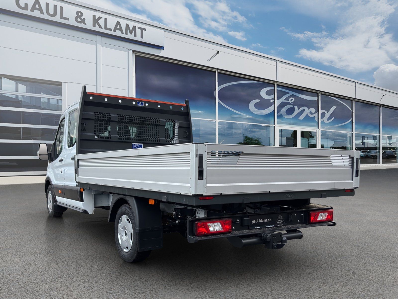 Fahrzeugabbildung Ford Transit 350 L5 Doppelkabine Trend
