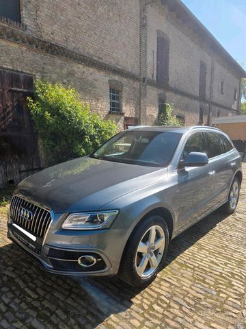 AUDI Audi Q5 Quattro