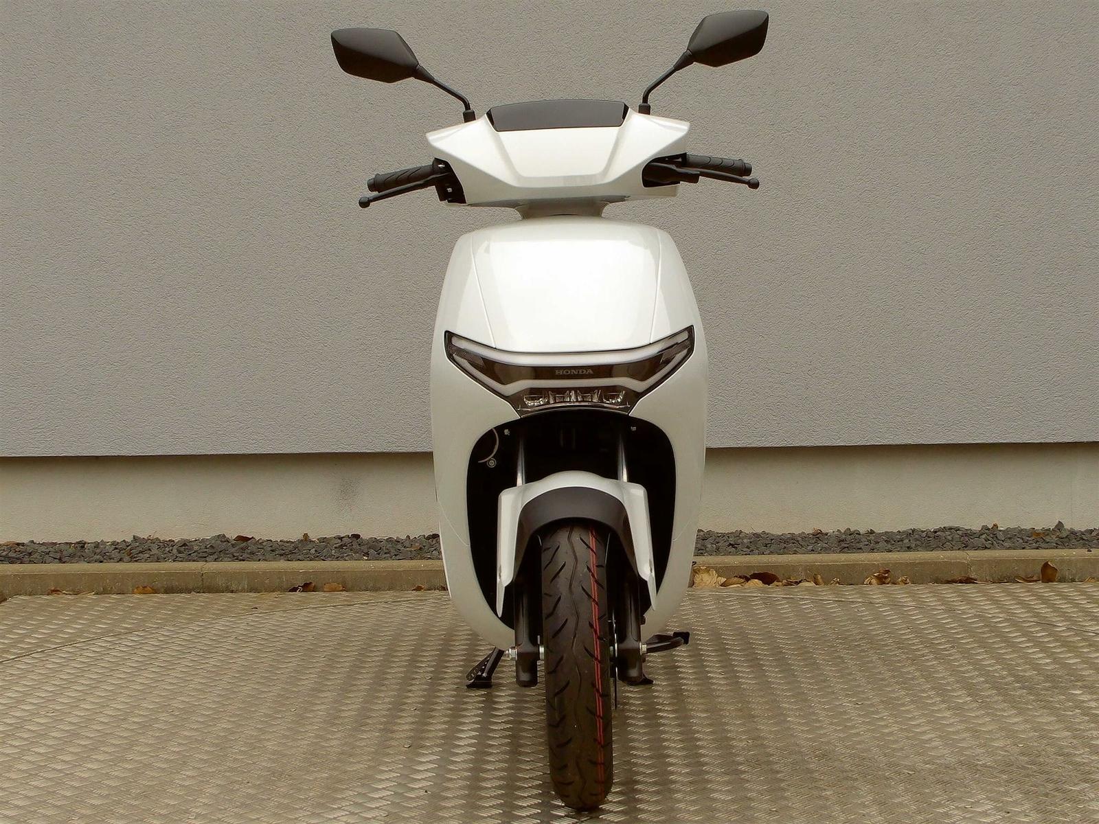Honda CUV e: