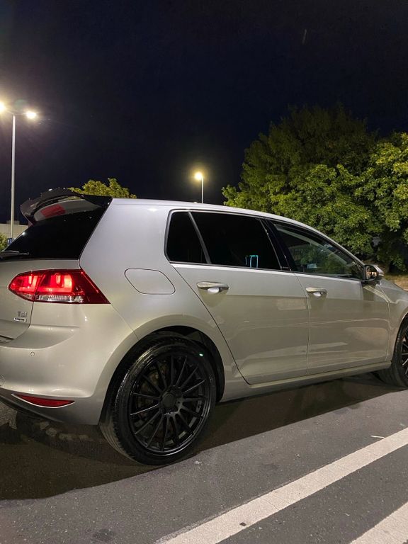 Image of Volkswagen Golf