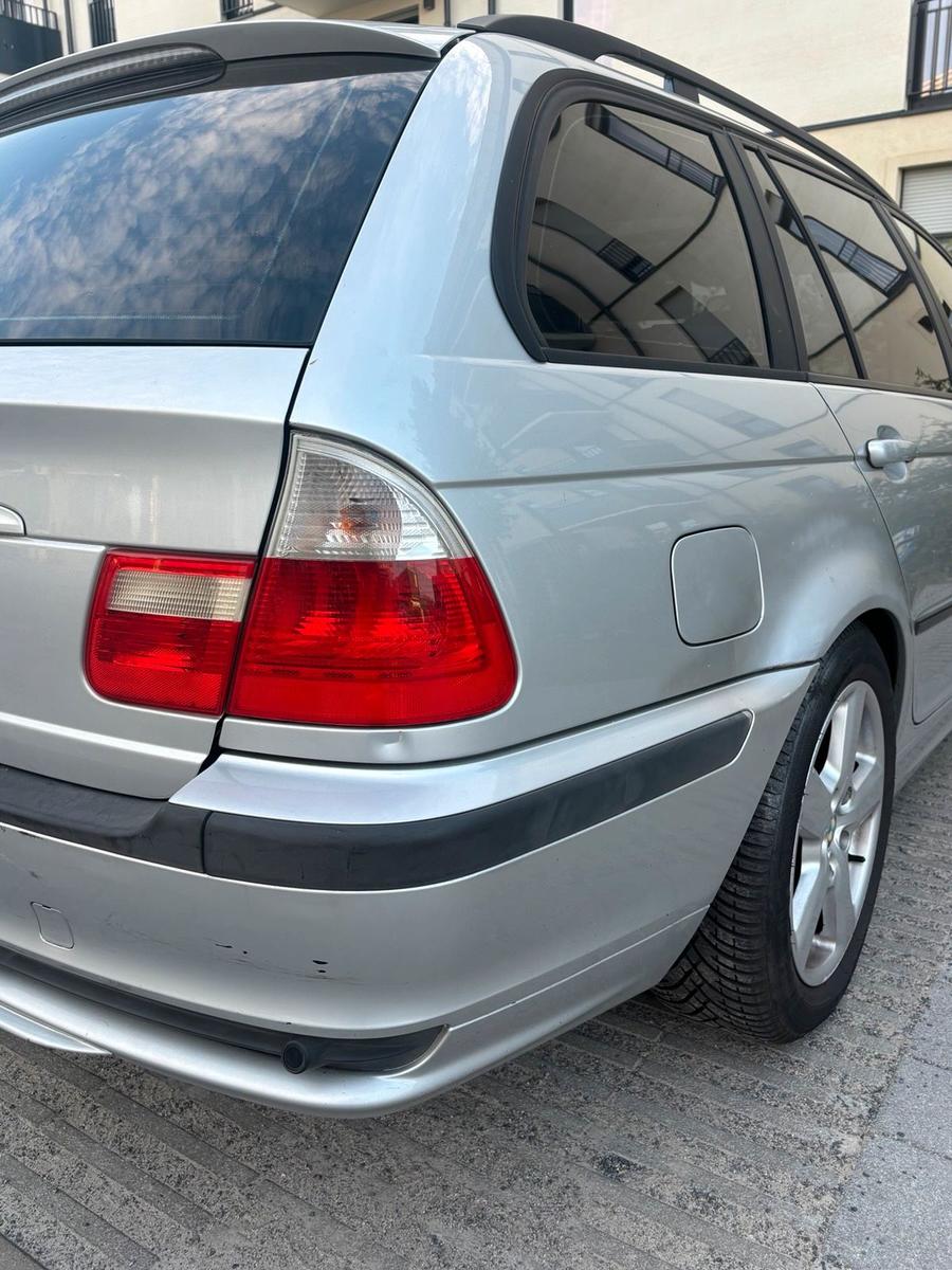 BMW 318 2004 — photo 8