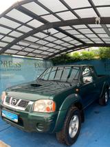 Nissan Navara D22 King Cab 2.5 Diesel KLIMA SHZ AHK 4X4 - Nissan: D22