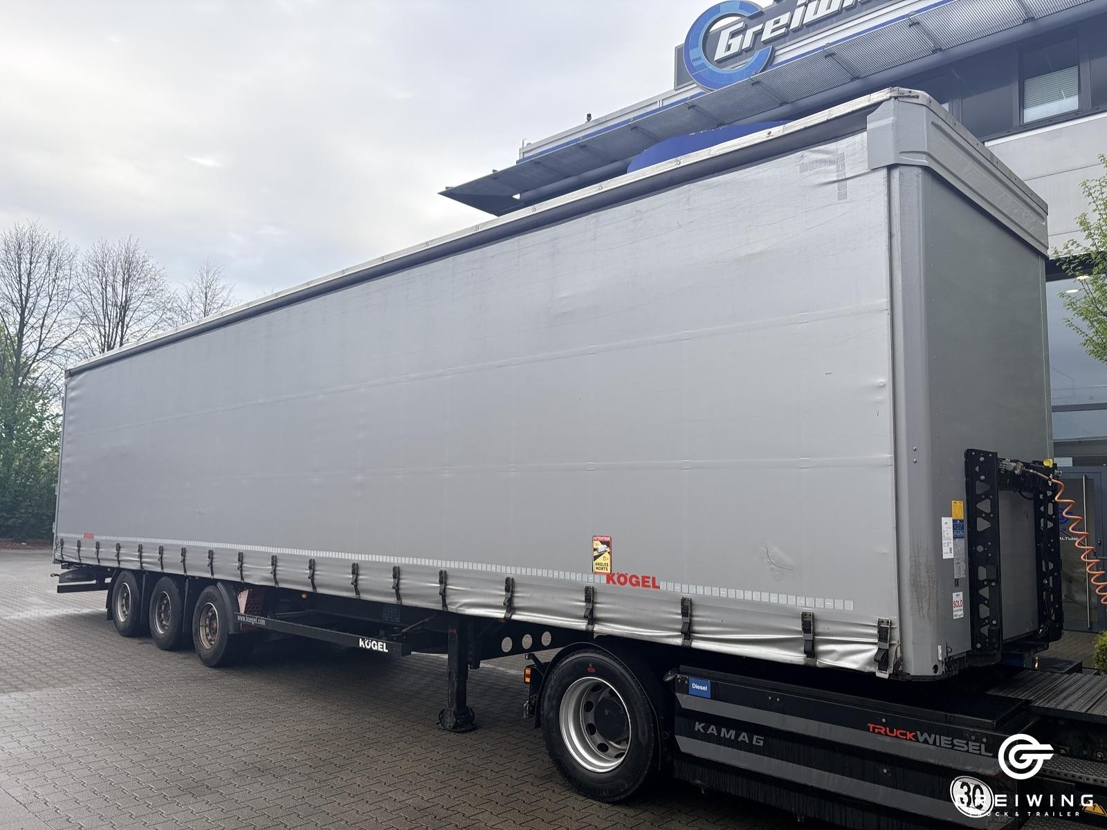 Kögel Curtainsider Mega S24-1 Hubach, XL