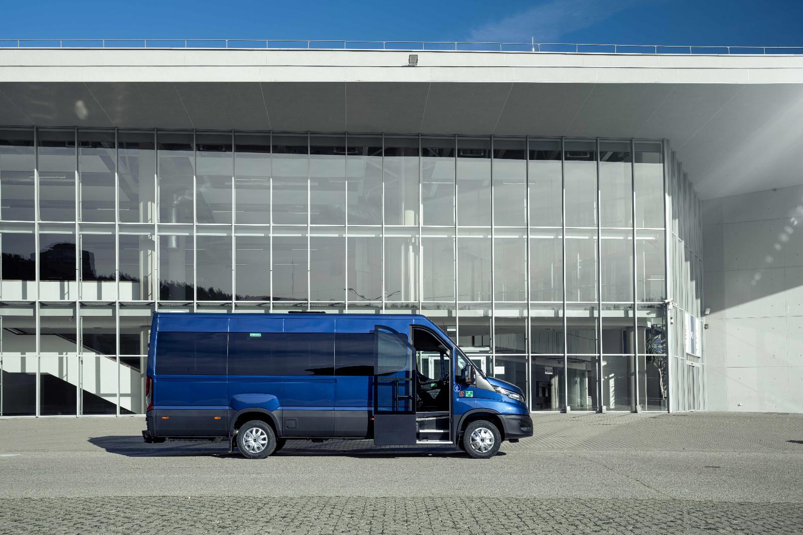 Iveco Daily Tourist 19+1