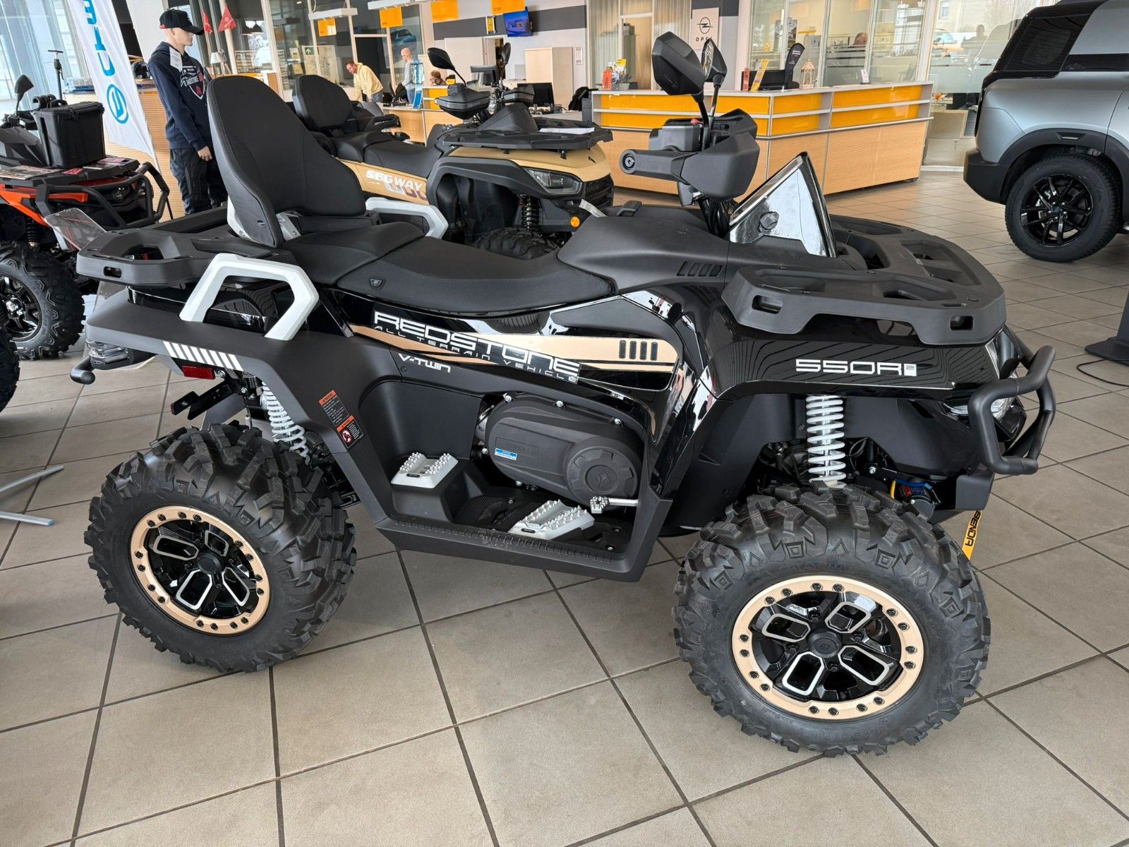 Fahrzeugabbildung BENDA REDSTONE 550R2