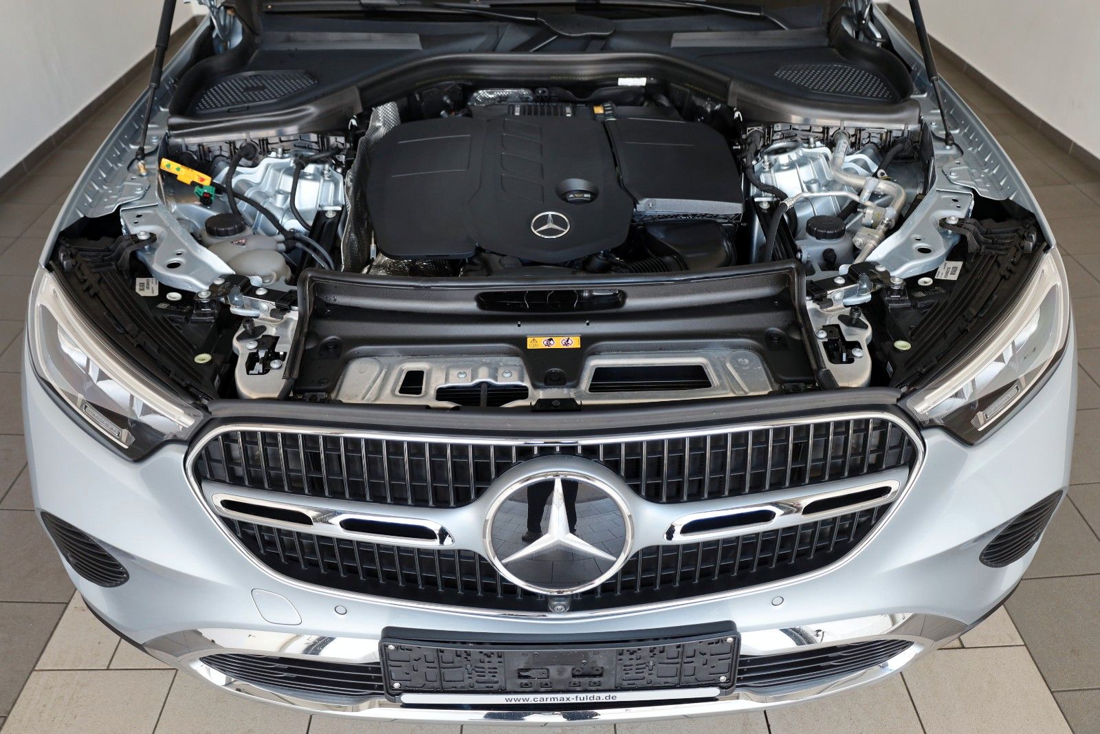 Fahrzeugabbildung Mercedes-Benz GLC 300 de 4M Avantgarde,Leder,Navi,360°,AHK,+WR
