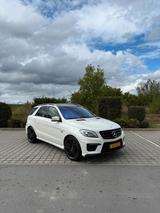 Mercedes-Benz ML63 AMG Performance 4MATIC - gebrauchte Mercedes-Benz ML 63 AMG aus dem Jahr 2015