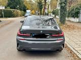 BMW 330i xDrive M Sport Automatic M Sport - BMW 330 Gebrauchtwagen in München